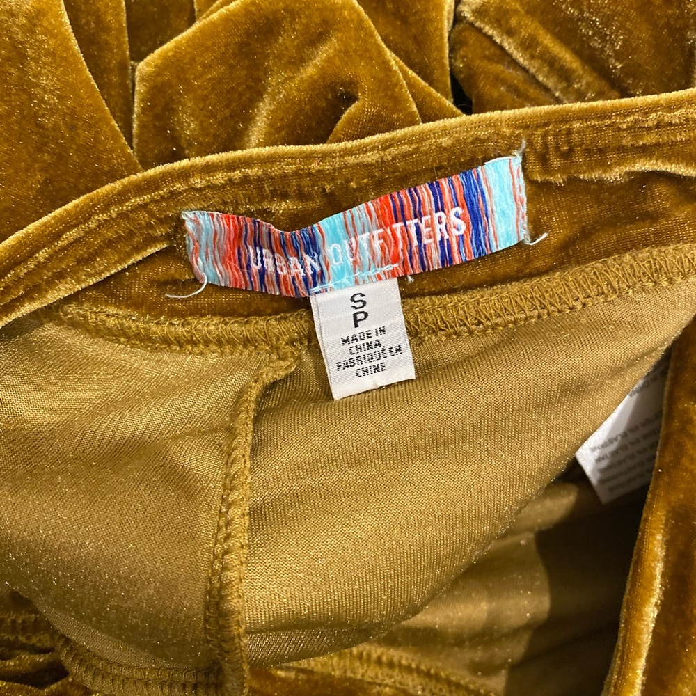 Urban Outfitters Velvet Gold Mini Skirt - Picture 4 of 6